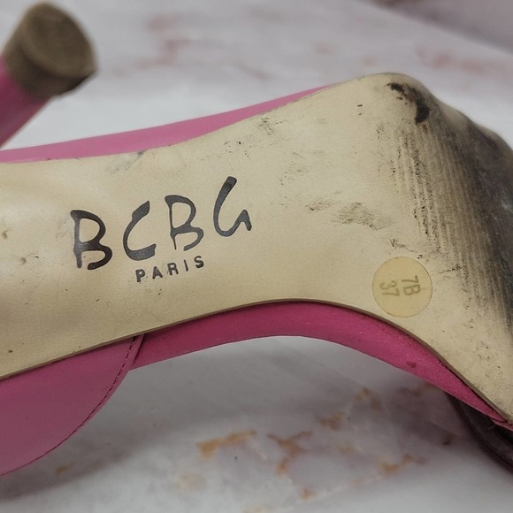 Bcbg Paris pink open toe 3 strap pumps - Picture 6 of 13